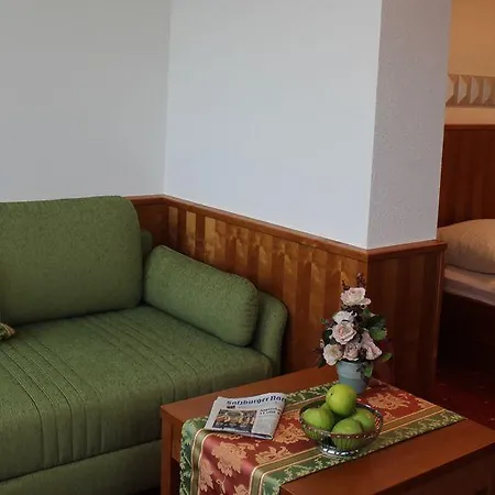 Hotel Airporthotel - Am Airport 4*