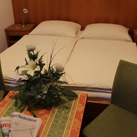 Airporthotel - Am Airport Szálloda 4*