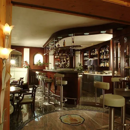 Szálloda Airporthotel - Am Airport