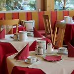 Airporthotel - Am Airport Ξενοδοχείο 4*
